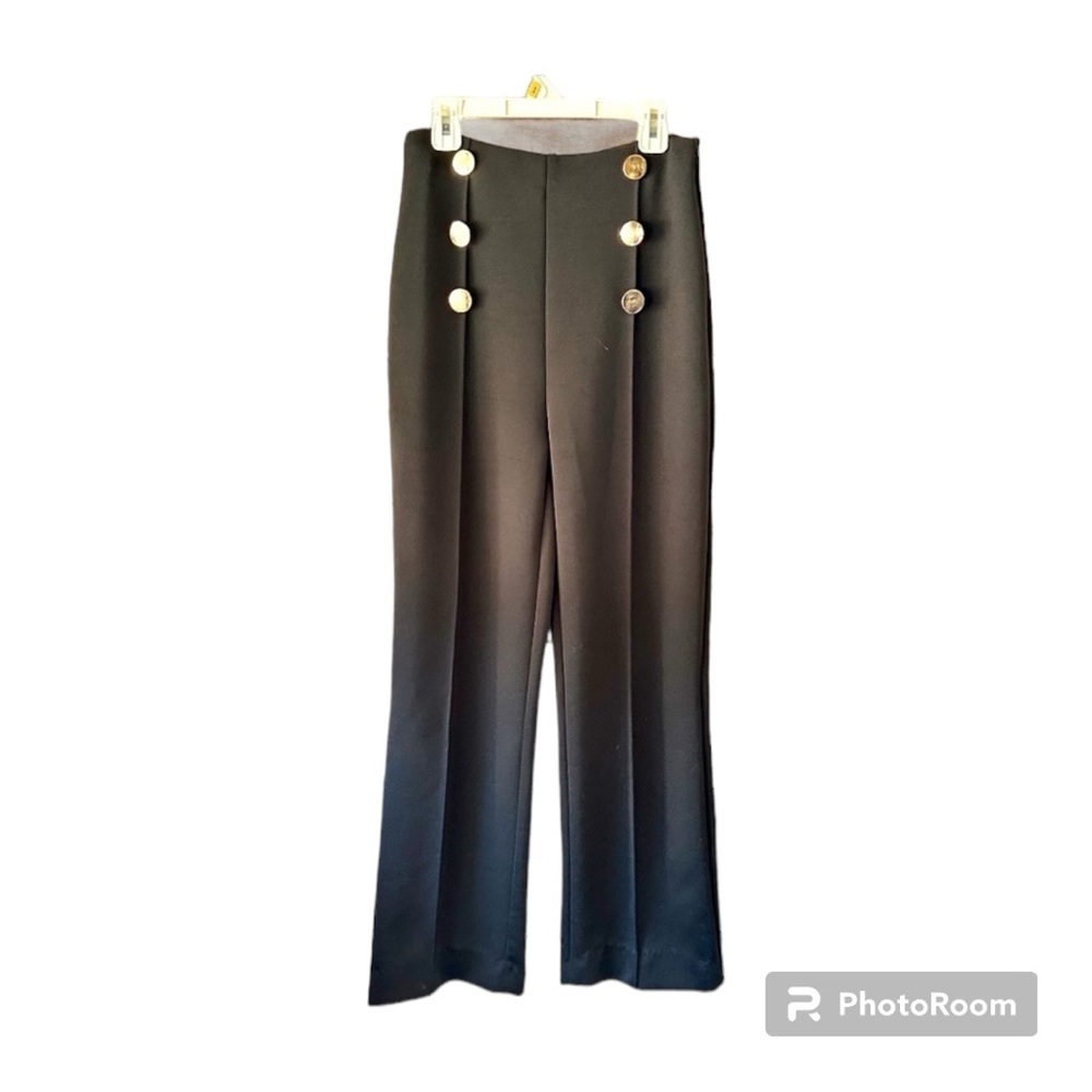 Wide-legged black slacks with back zipper Women’s size small | ee